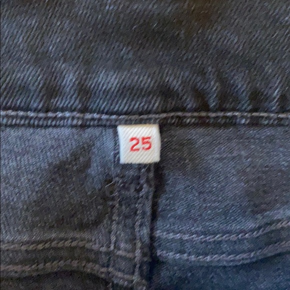 Levi’s Denim Skirt - Picture 4 of 6